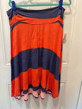 NWT LULAROE AZURE SKIRT LARGE
